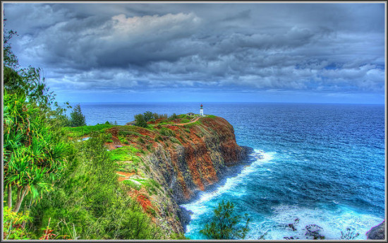 Kauai Lighthouse, Kauai, Hawaii - Photo: tdlucas5000 via Flickr, used under Creative Commons License (By 2.0)