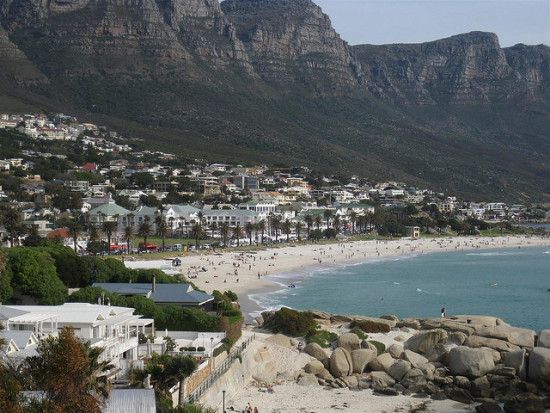Camp's Bay Beach, Cape Town, South Africa - Photo: Nick Gray via Flickr, used under Creative Commons License (By 2.0)